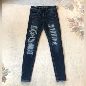 🦋2/30 ~ High rise ripped jeggings ~ American Eagle Outfitters (dark denim)